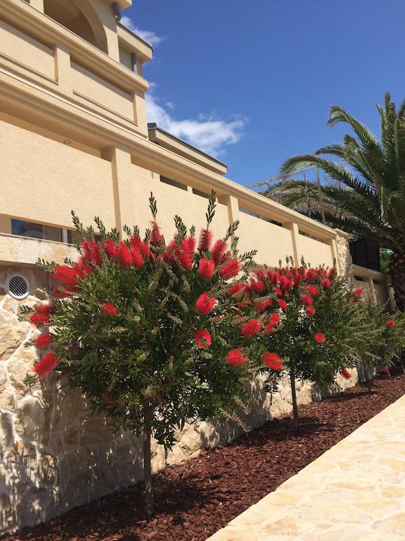Paradise Resort Vanesa Вир Экстерьер фото