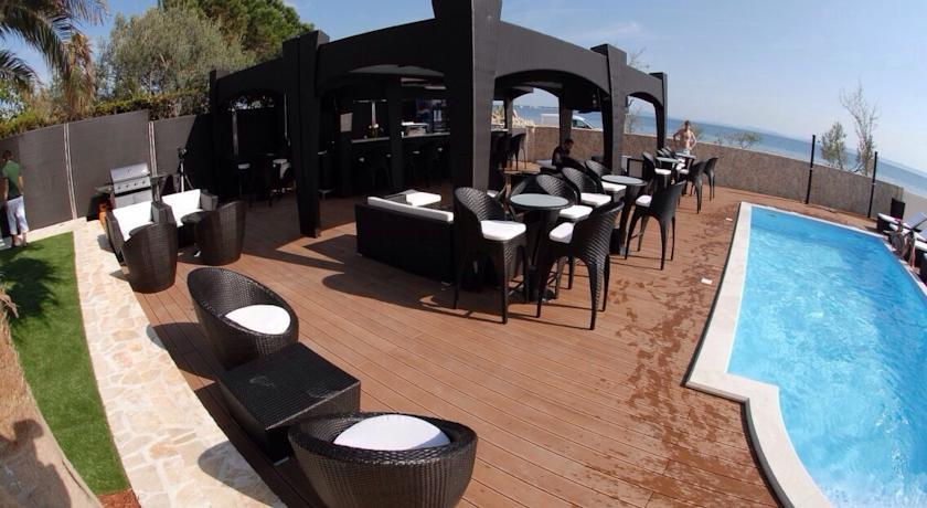 Paradise Resort Vanesa Вир Экстерьер фото
